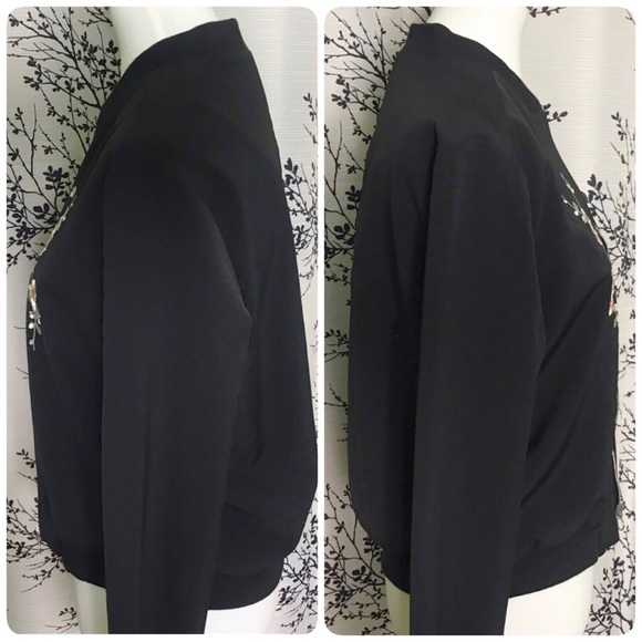 Jules & Leopold Black Floral Embroidered Jacket - Picture 6 of 8